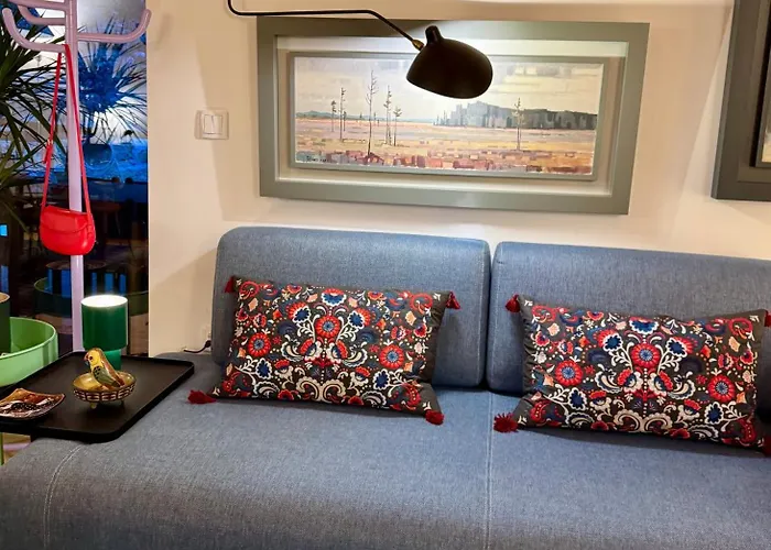 Quintinha Da Oliveira *