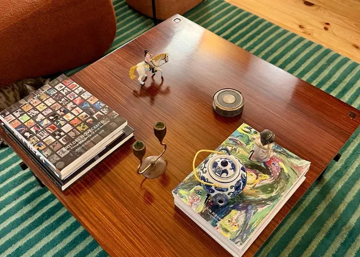 Quintinha Da Oliveira *